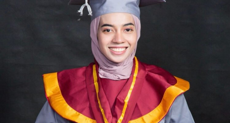 Pesatnya perkembangan teknologi AI, robotika, dan keamanan siber menuntut perguruan tinggi terus beradaptasi.