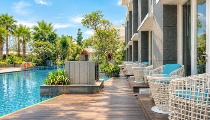 Menghadirkan pengalaman menginap yang nyaman dengan sentuhan kemewahan dan kearifan lokal menjadi komitmen Grand Mercure Bandung Setiabudi. 