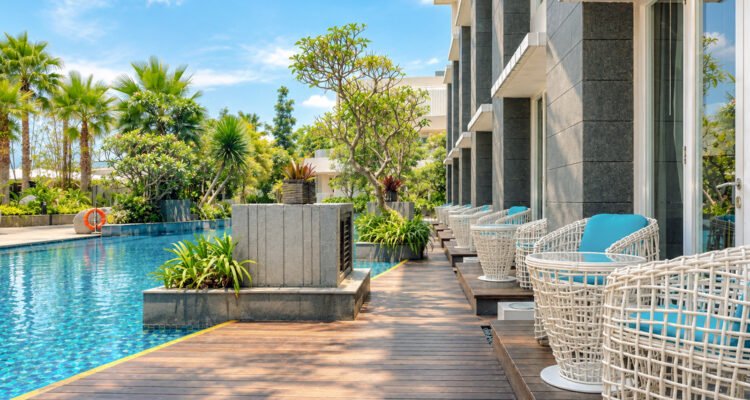 Menghadirkan pengalaman menginap yang nyaman dengan sentuhan kemewahan dan kearifan lokal menjadi komitmen Grand Mercure Bandung Setiabudi. 