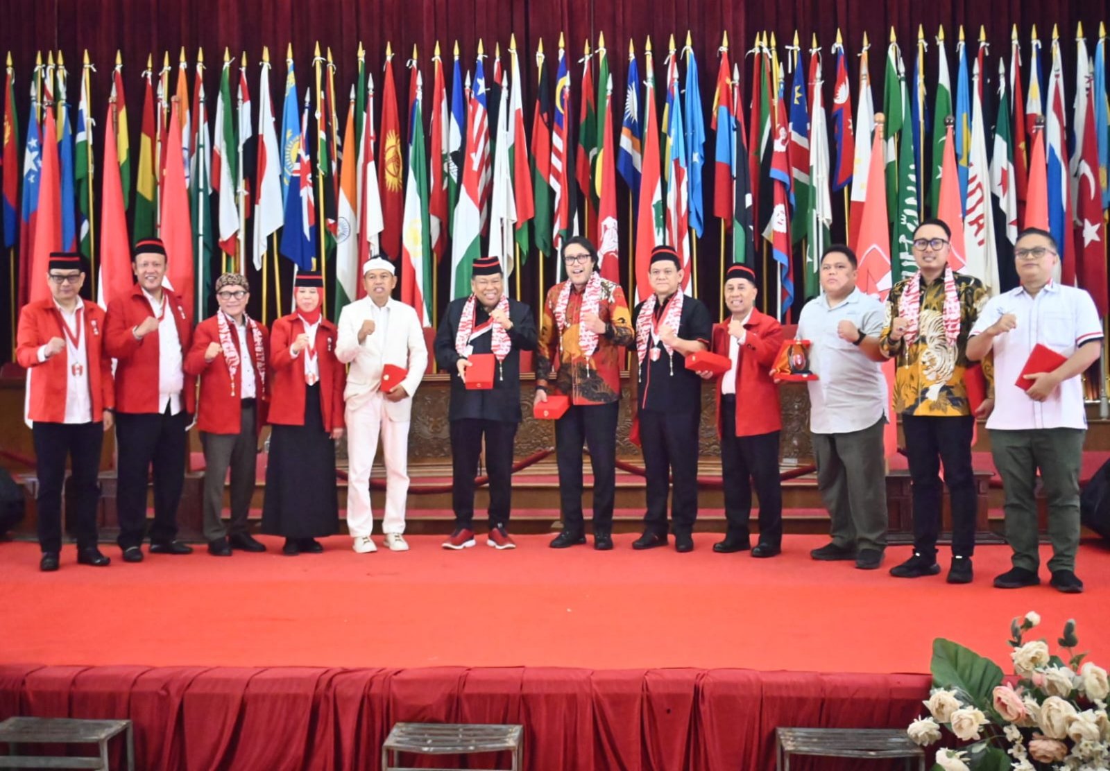 Pengurus DPD PA GMNI) Jawa Barat periode 2026-2031 resmi dilantik di Gedung Merdeka Bandung, Sabtu (24/10/2026),